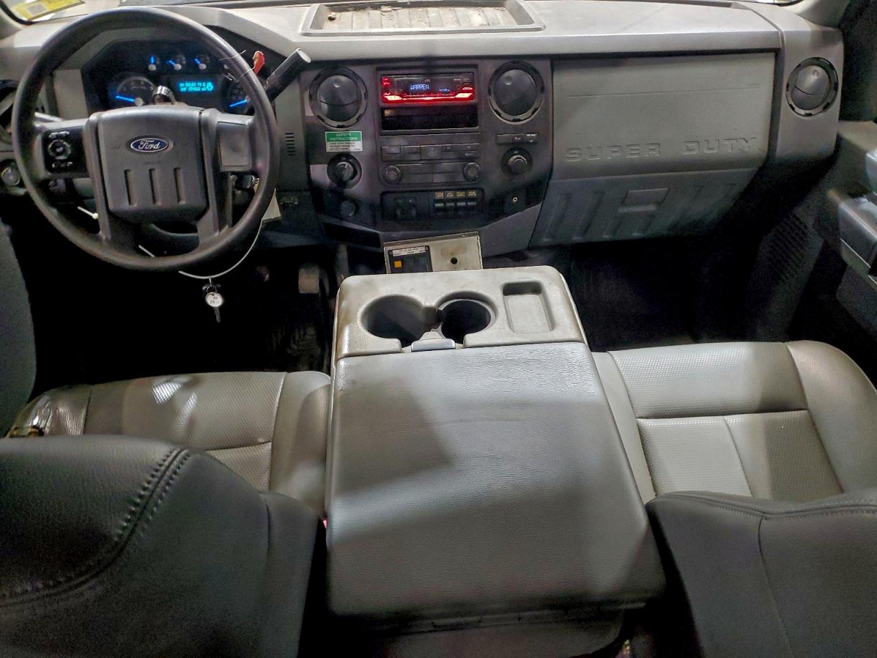 2011 FORD F350
