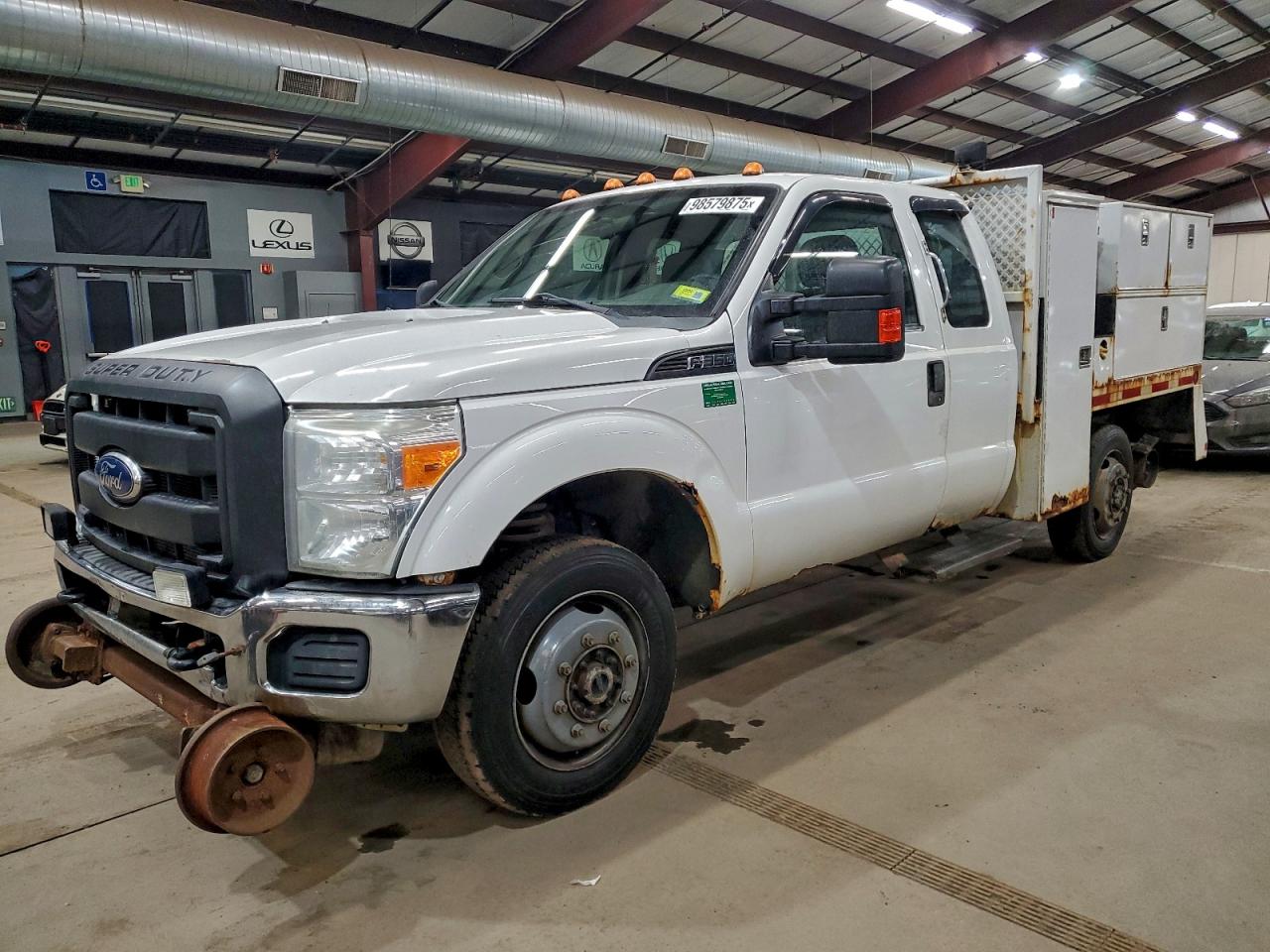 2011 FORD F350