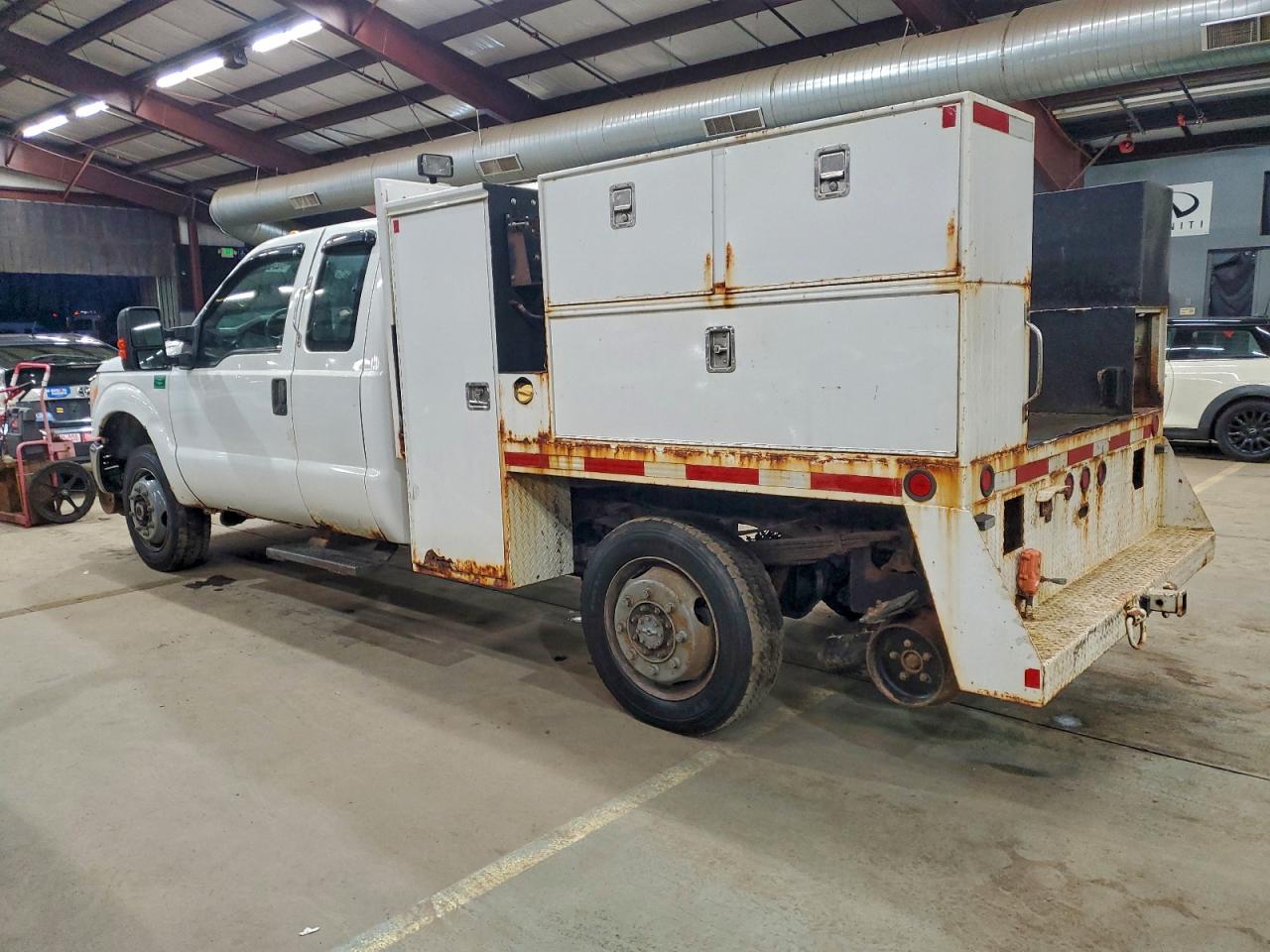 2011 FORD F350