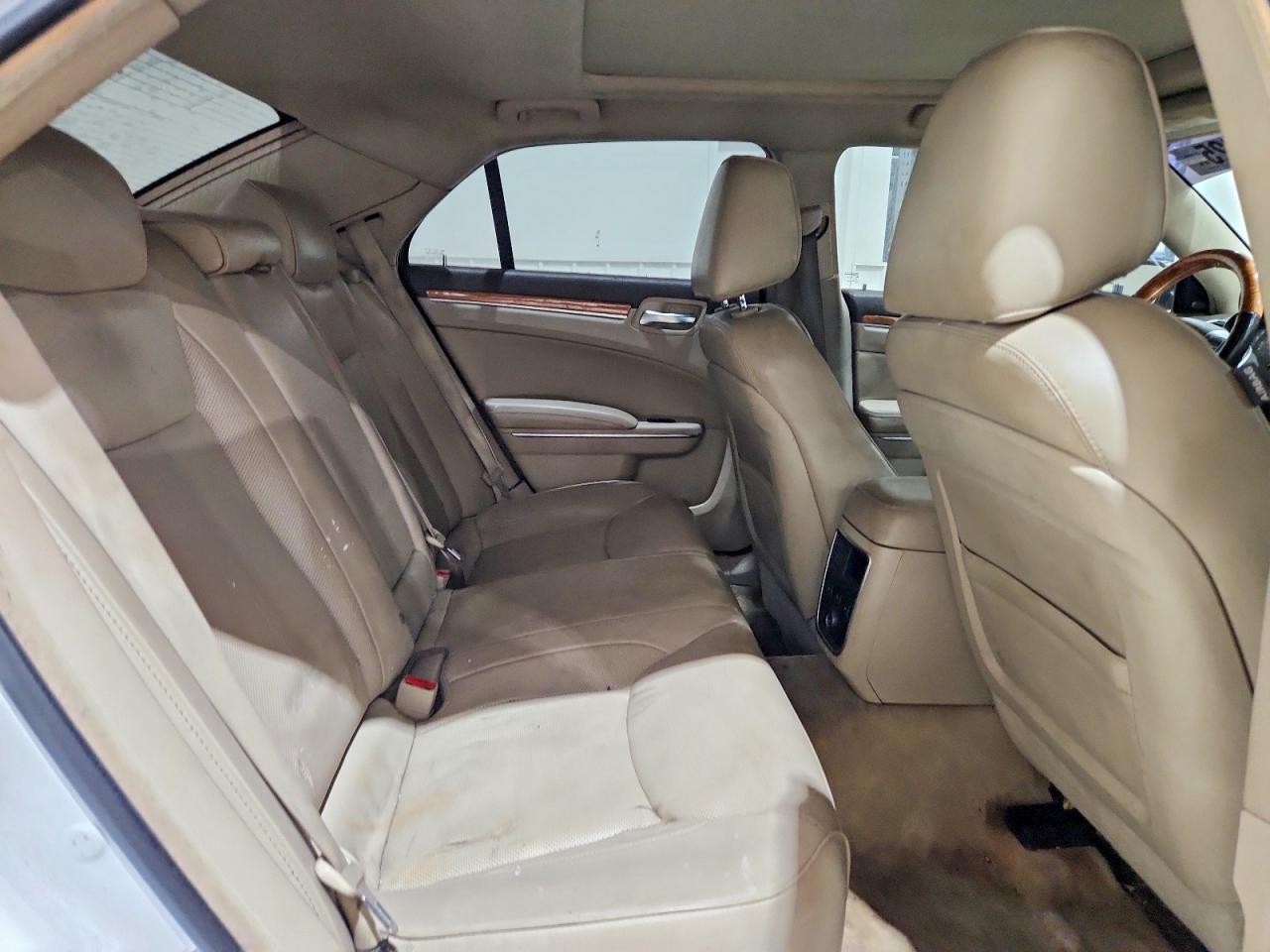 2012 CHRYSLER 300