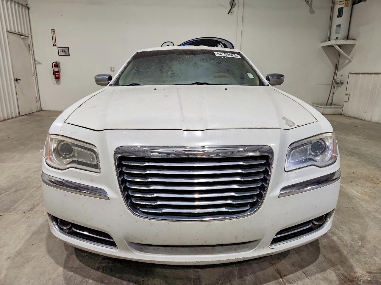 2012 CHRYSLER 300