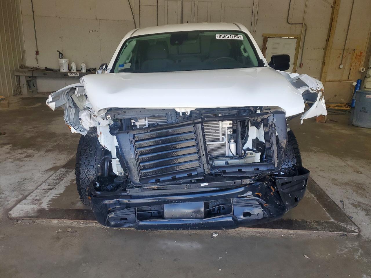 2022 NISSAN TITAN