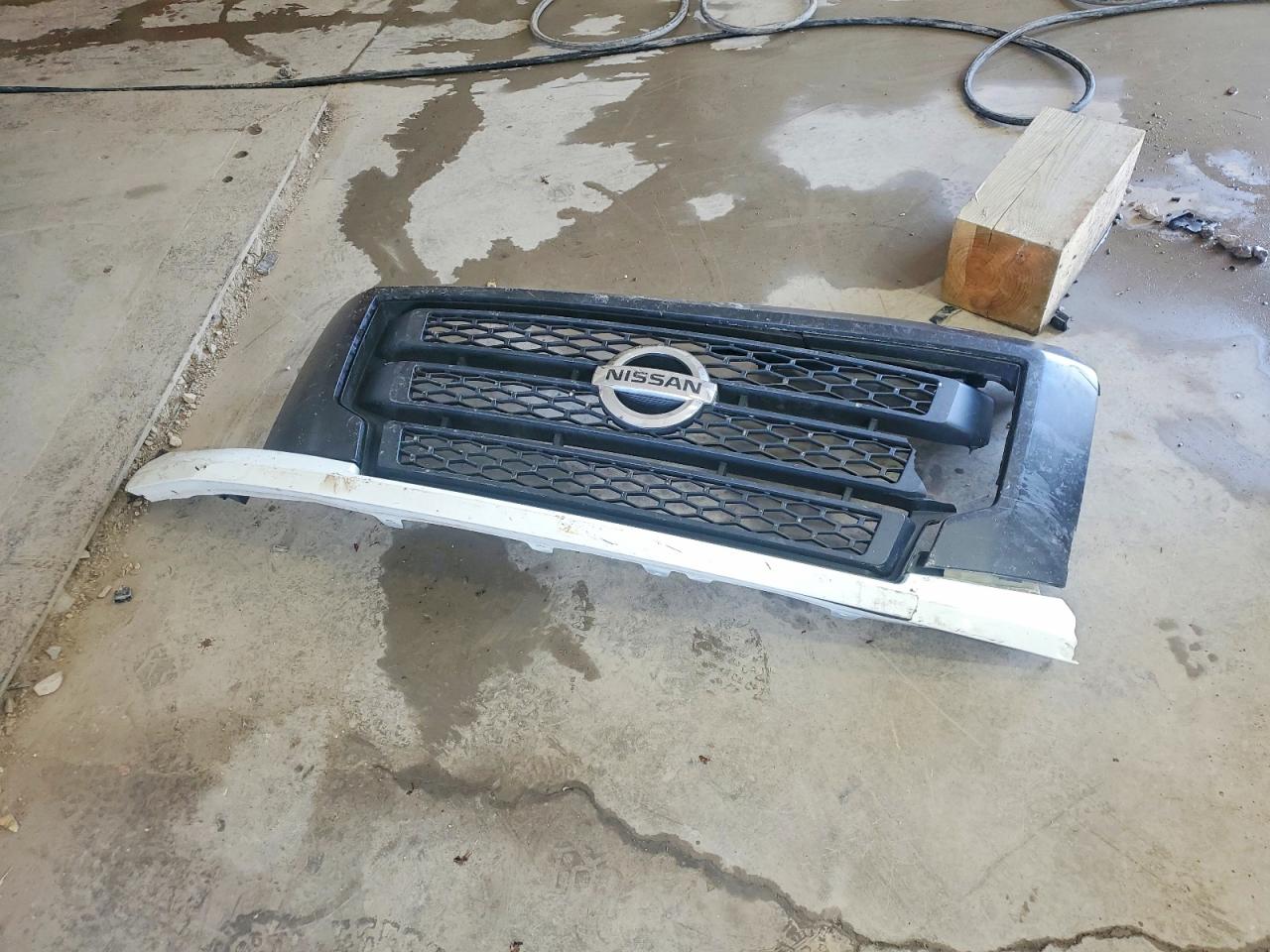 2022 NISSAN TITAN