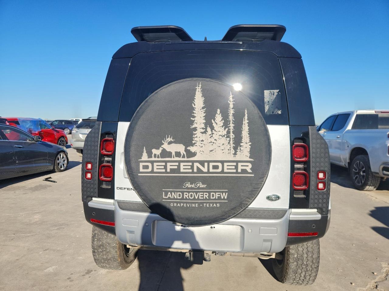 2022 LAND ROVER DEFENDER