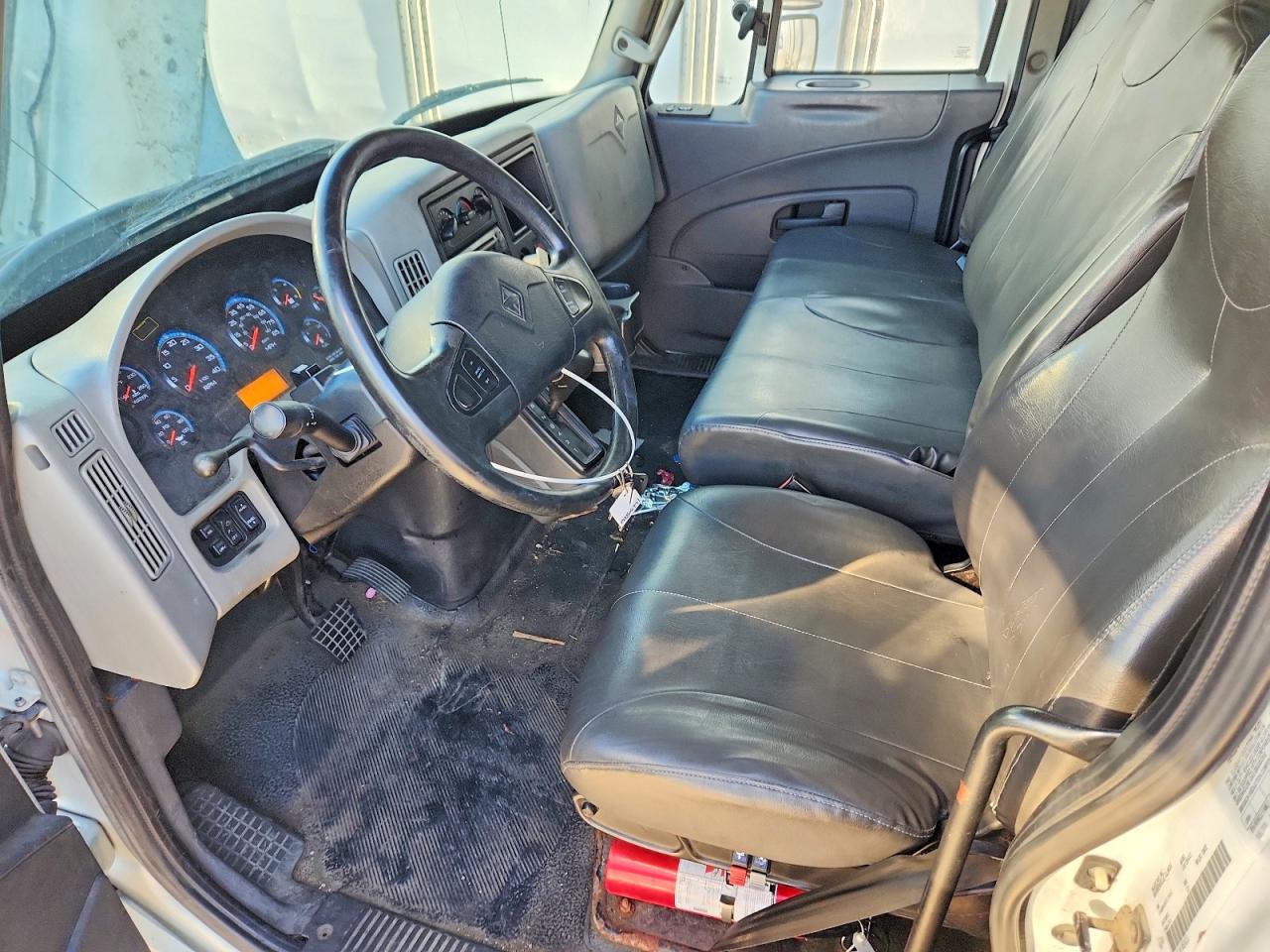 2014 INTERNATIONAL 4000 SERIE