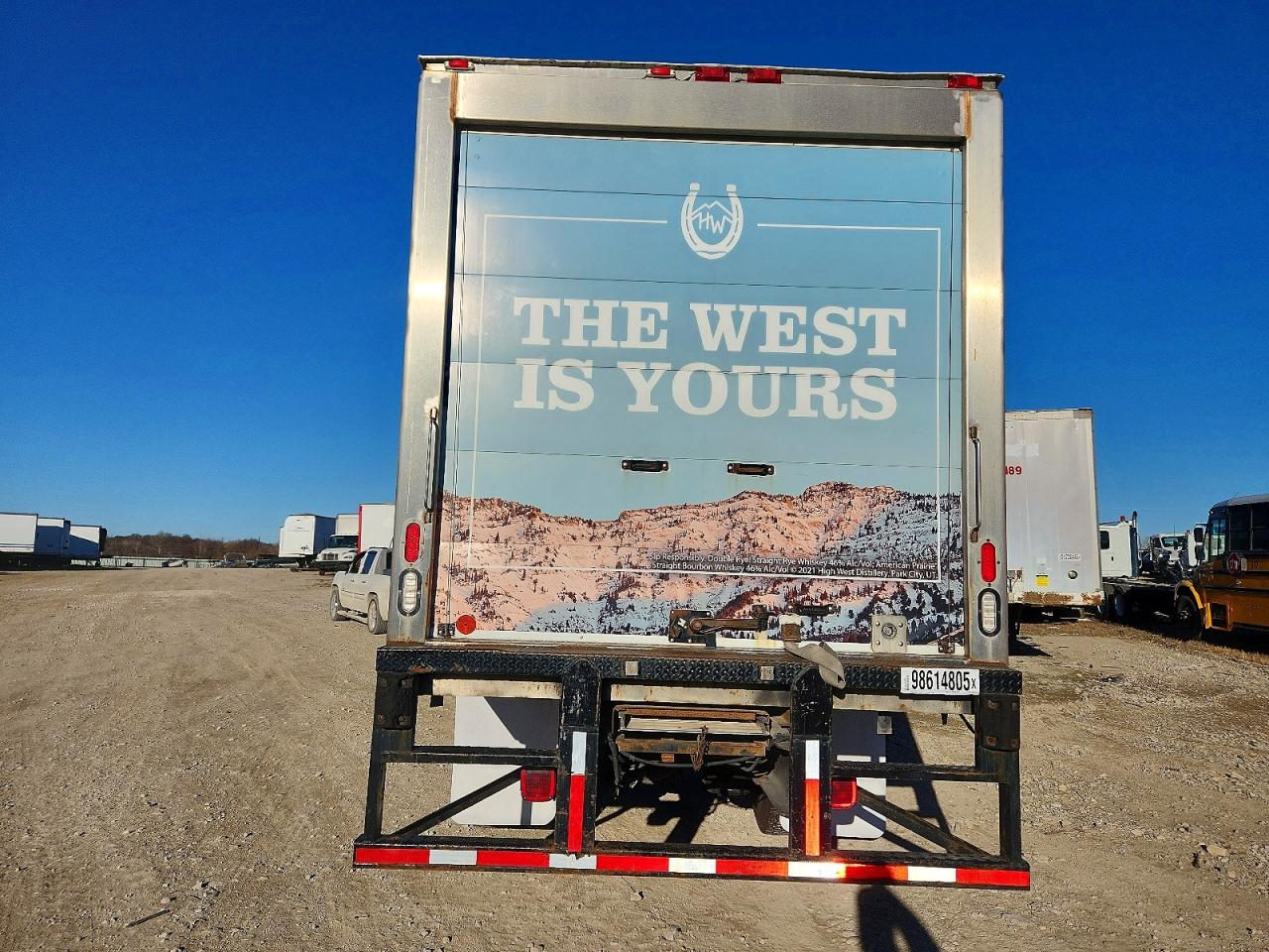 2014 INTERNATIONAL 4000 SERIE
