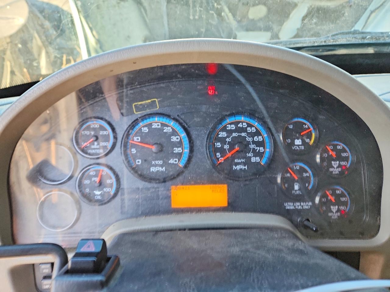 2014 INTERNATIONAL 4000 SERIE