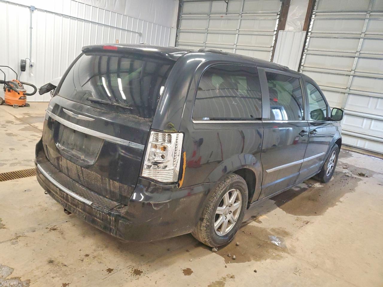 2012 CHRYSLER MINIVAN