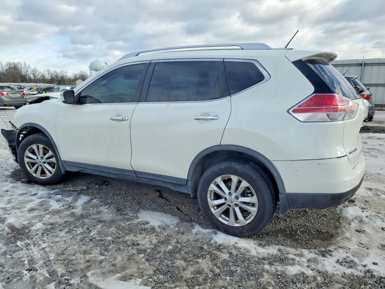 2016 NISSAN ROGUE