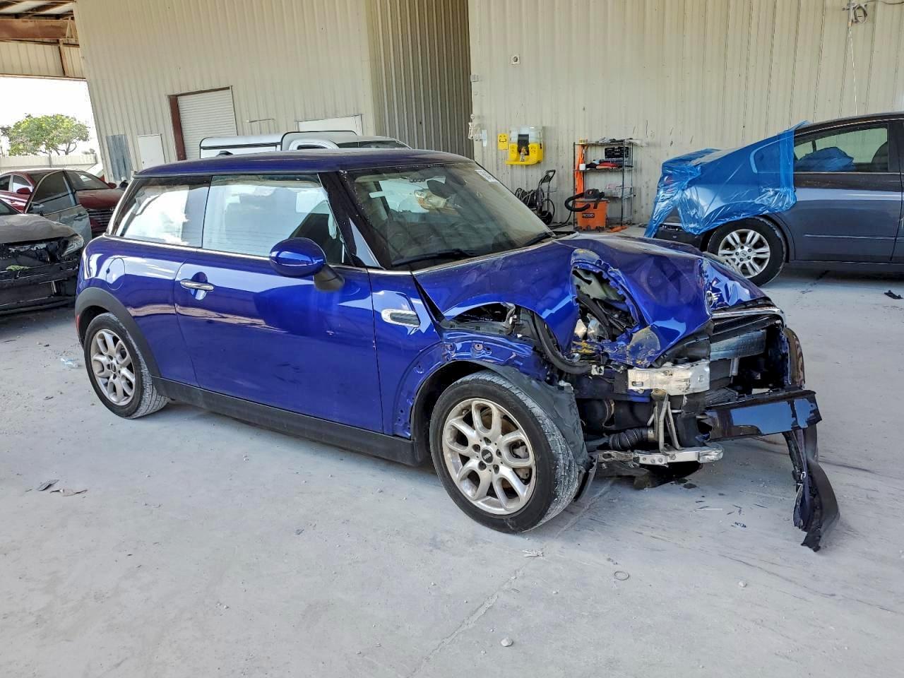 2019 MINI COOPER