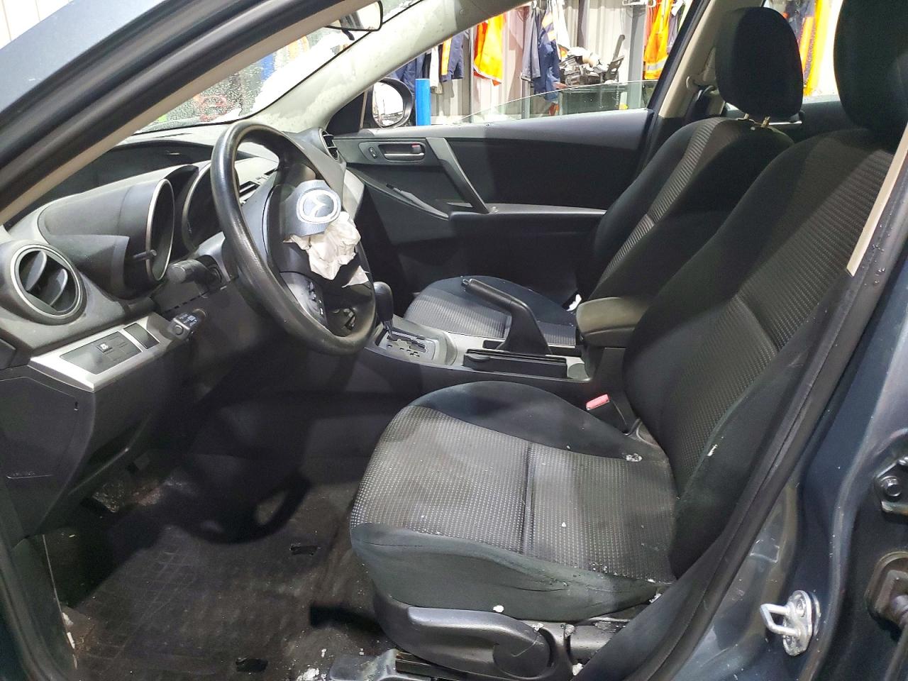 2012 MAZDA 3