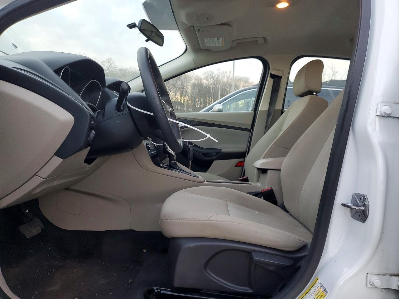 2016 FORD FOCUS