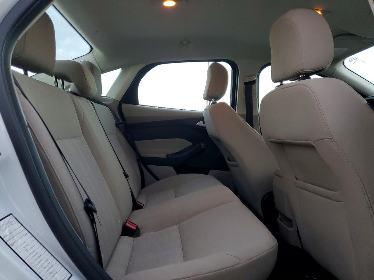 2016 FORD FOCUS