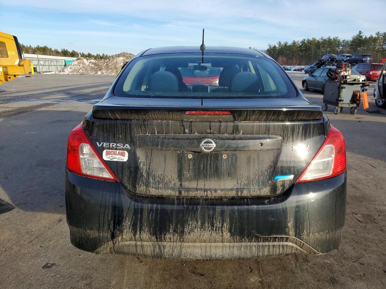 2015 NISS VERSA