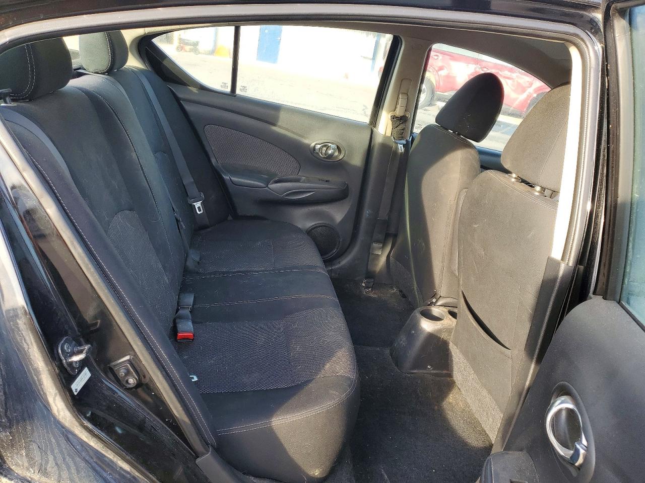 2015 NISS VERSA