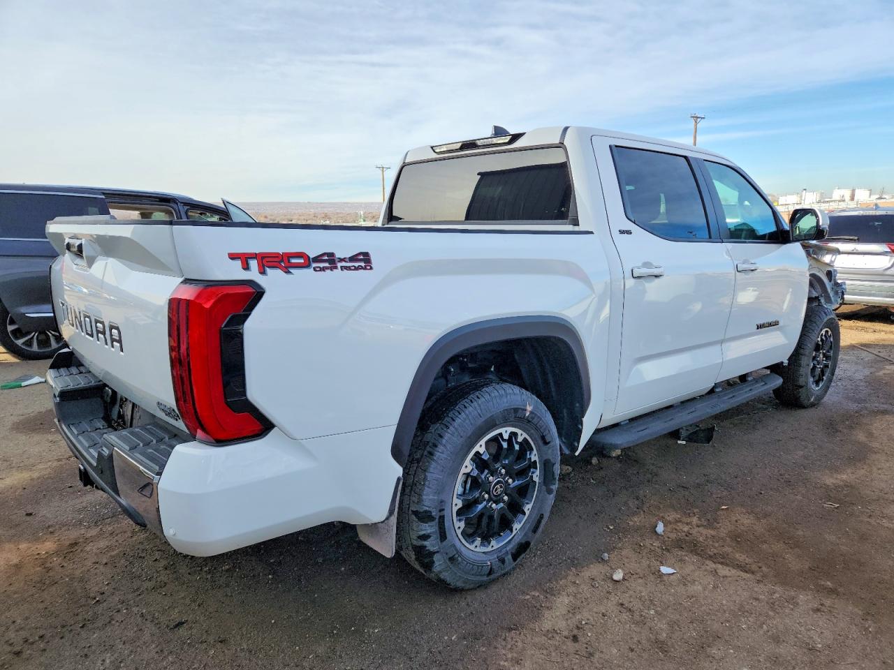 2025 TOYOTA TUNDRA