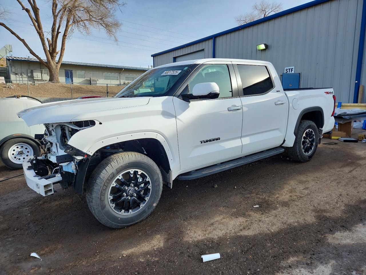 2025 TOYOTA TUNDRA