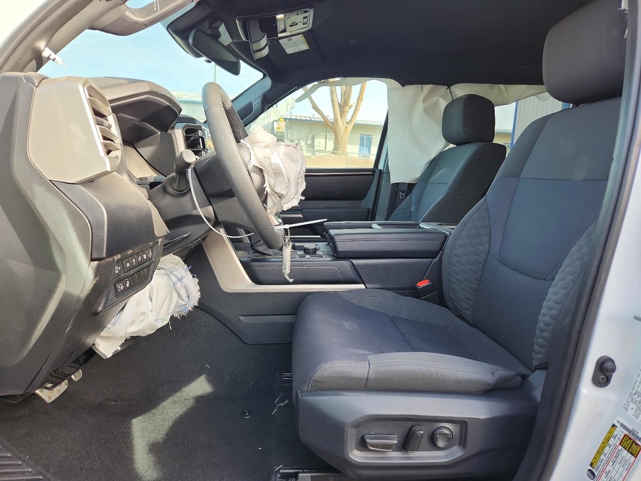 2025 TOYOTA TUNDRA