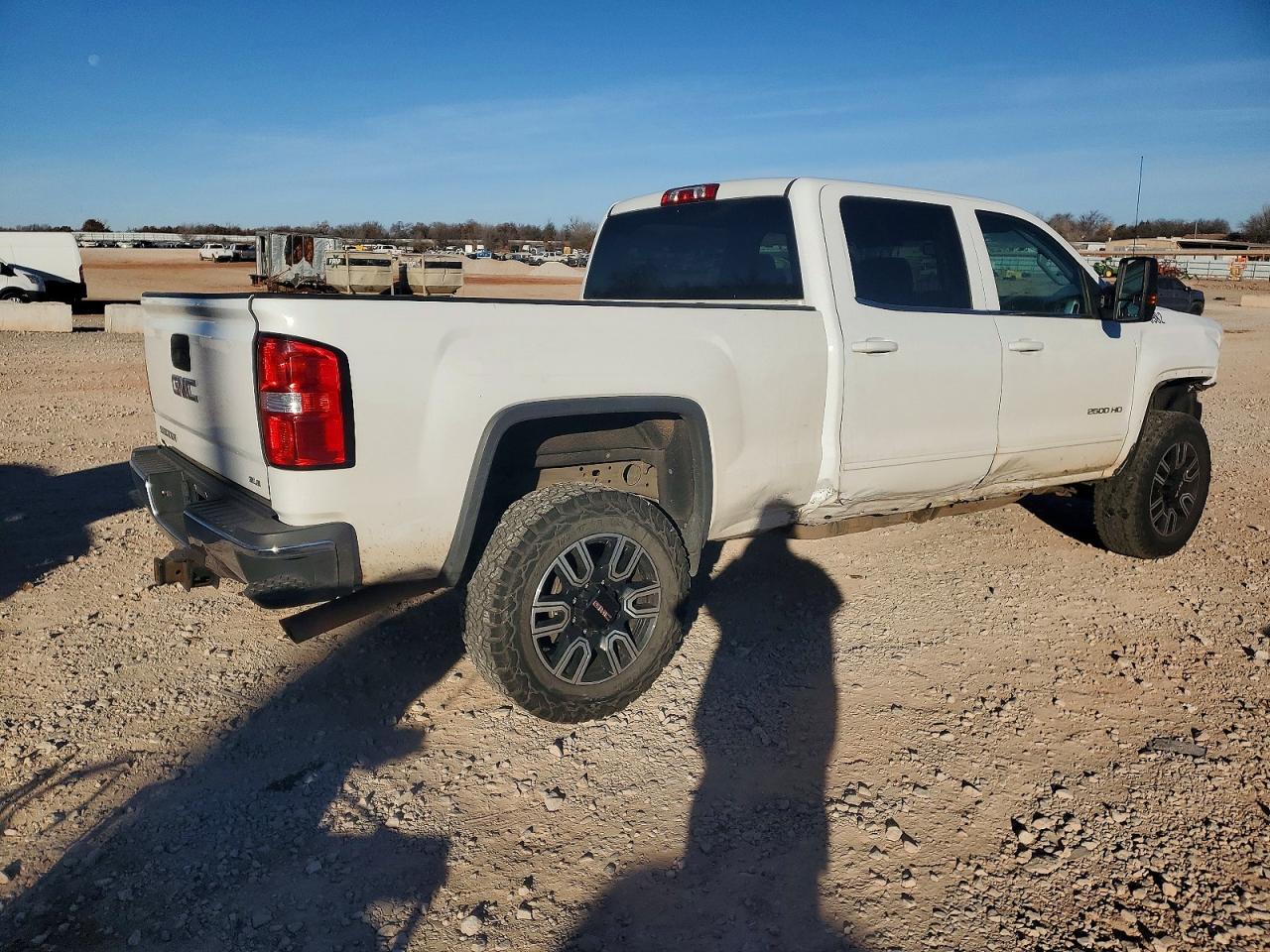 2018 GMC SIERRA