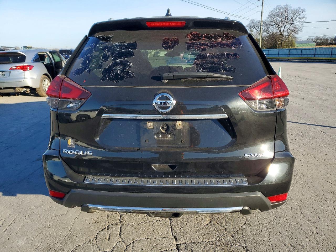 2018 NISSAN ROGUE