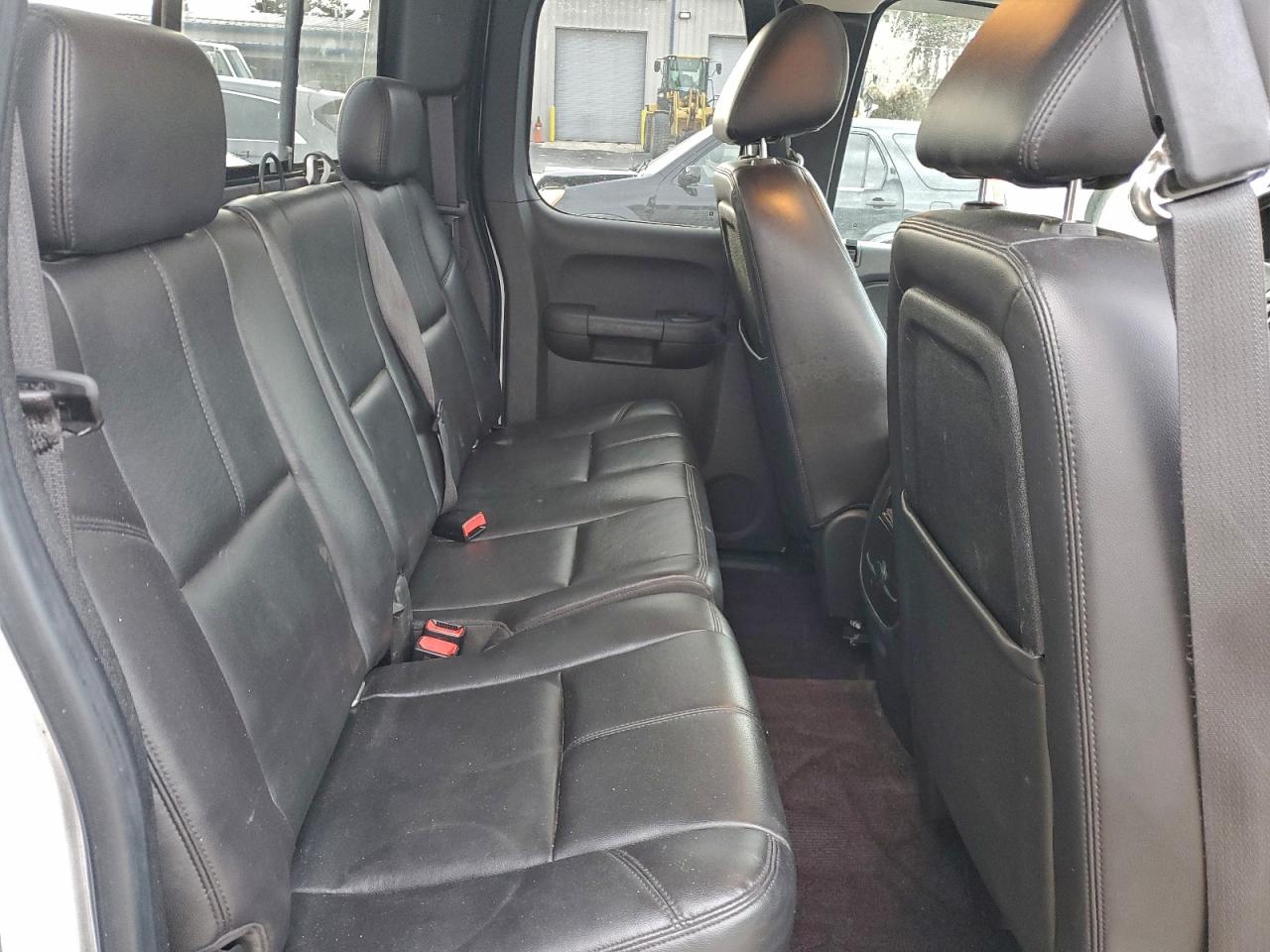 2010 CHEVROLET SILVERADO