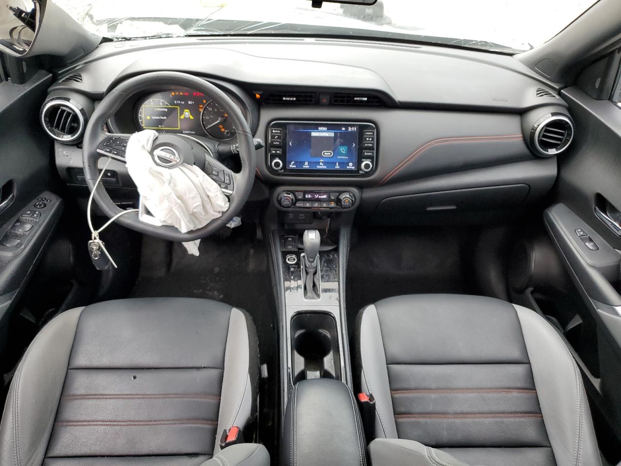 2023 NISSAN KICKS