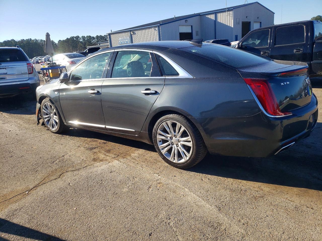 2018 CADILLAC XTS