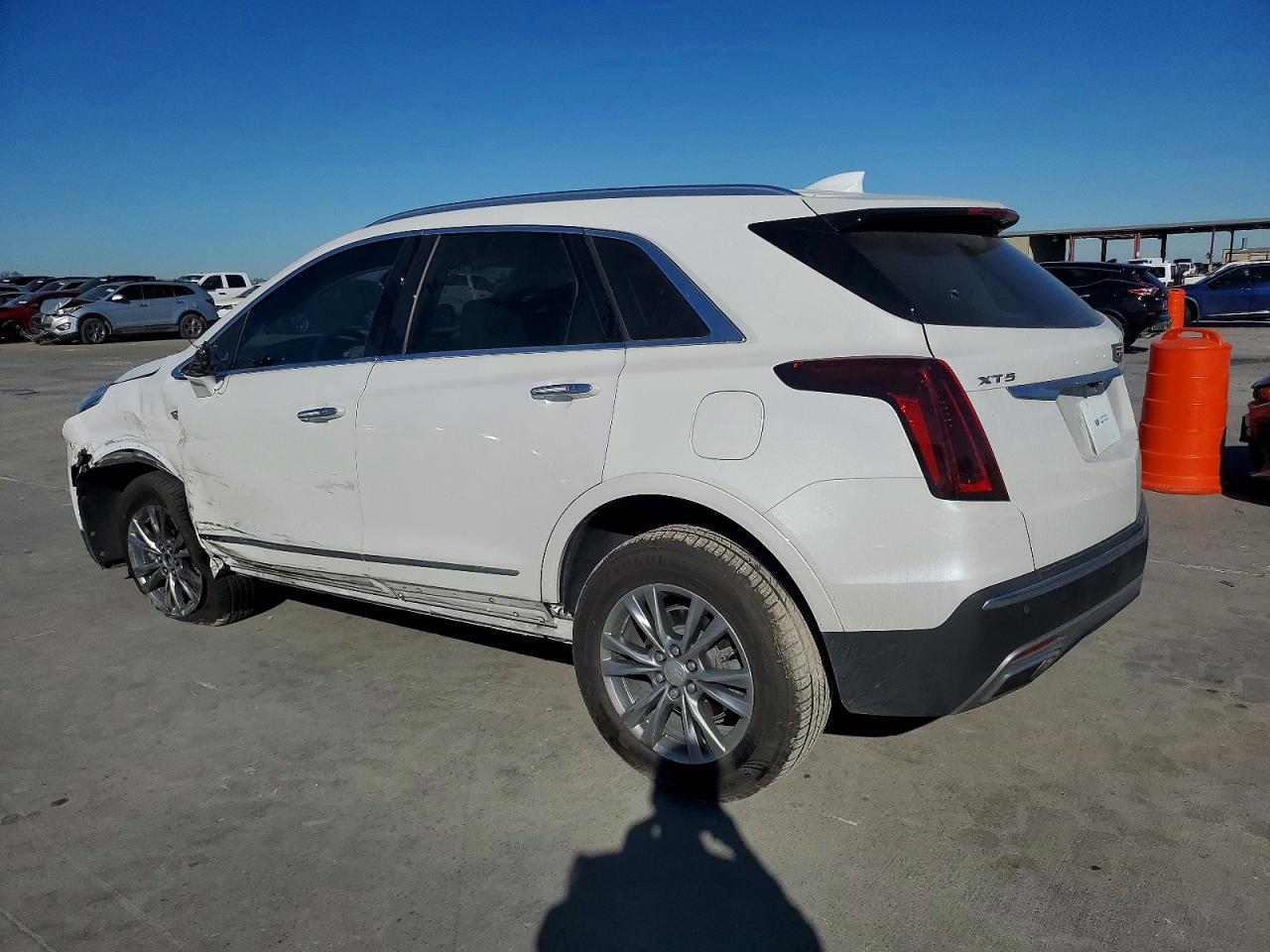 2021 CADILLAC XT5
