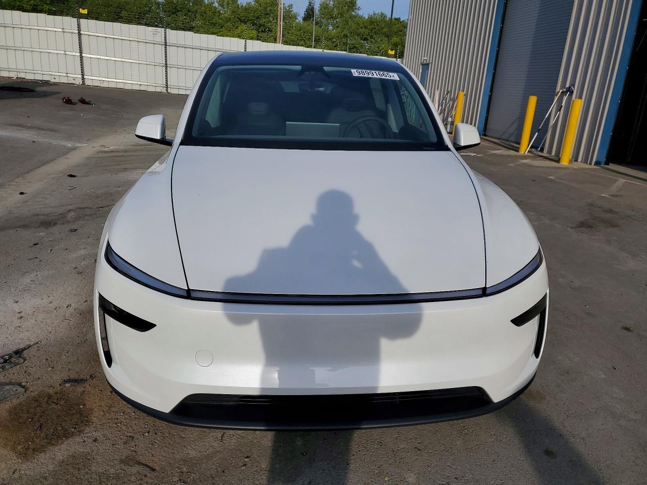 2026 TESLA MODEL Y