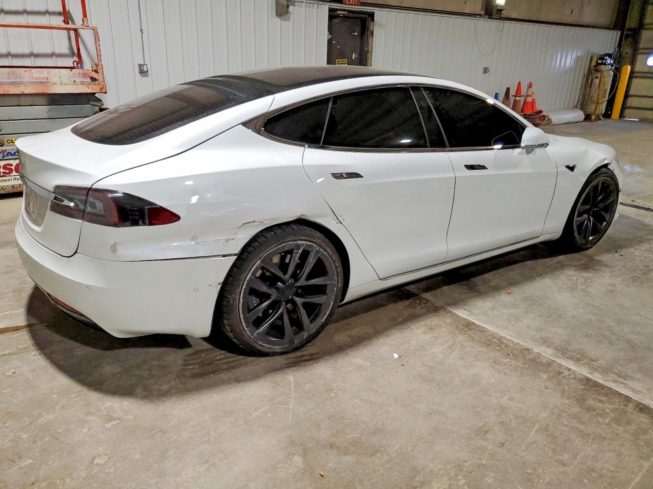 2018 TESLA MODEL S