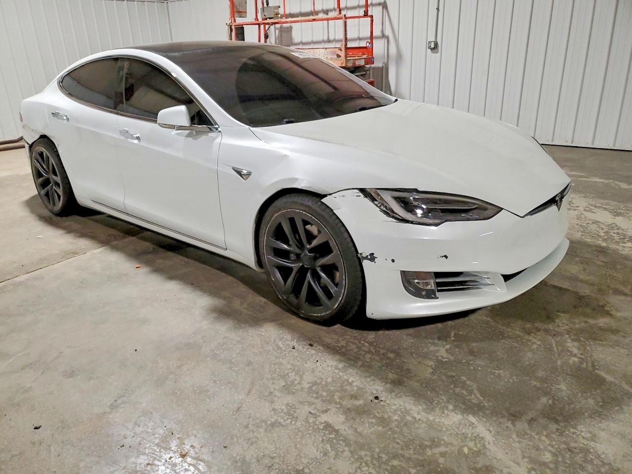 2018 TESLA MODEL S