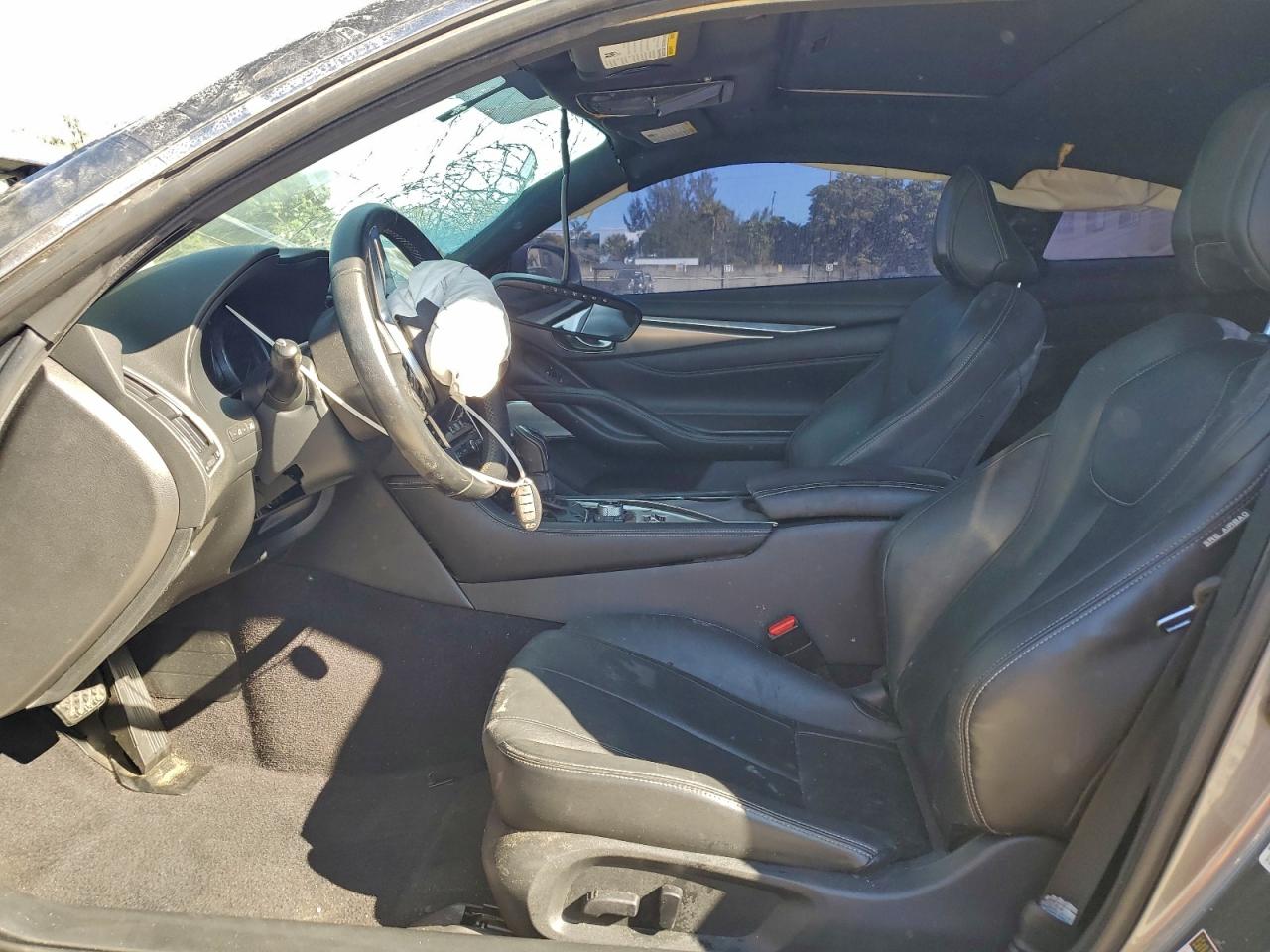 2017 INFINITI Q60