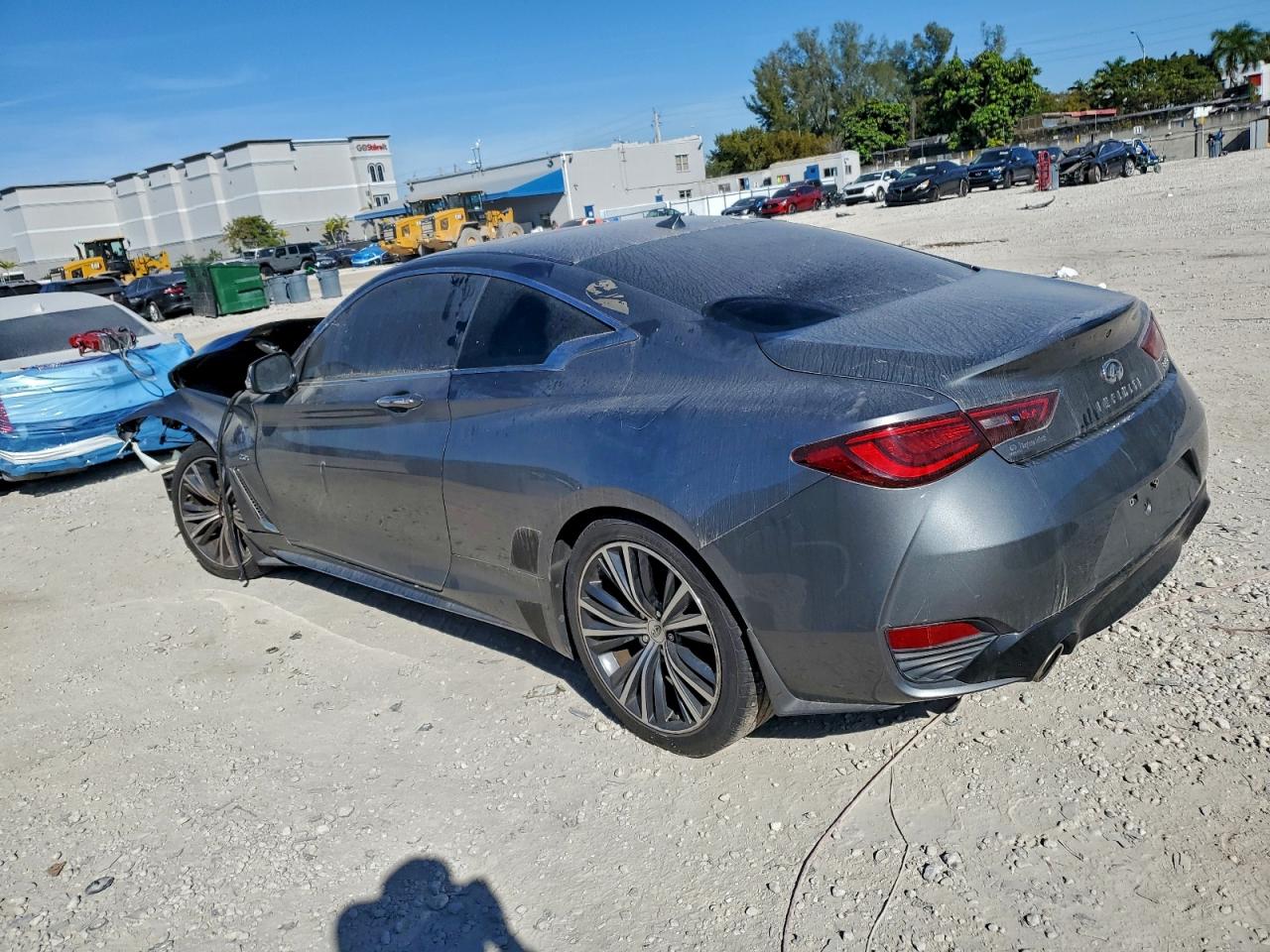 2017 INFINITI Q60