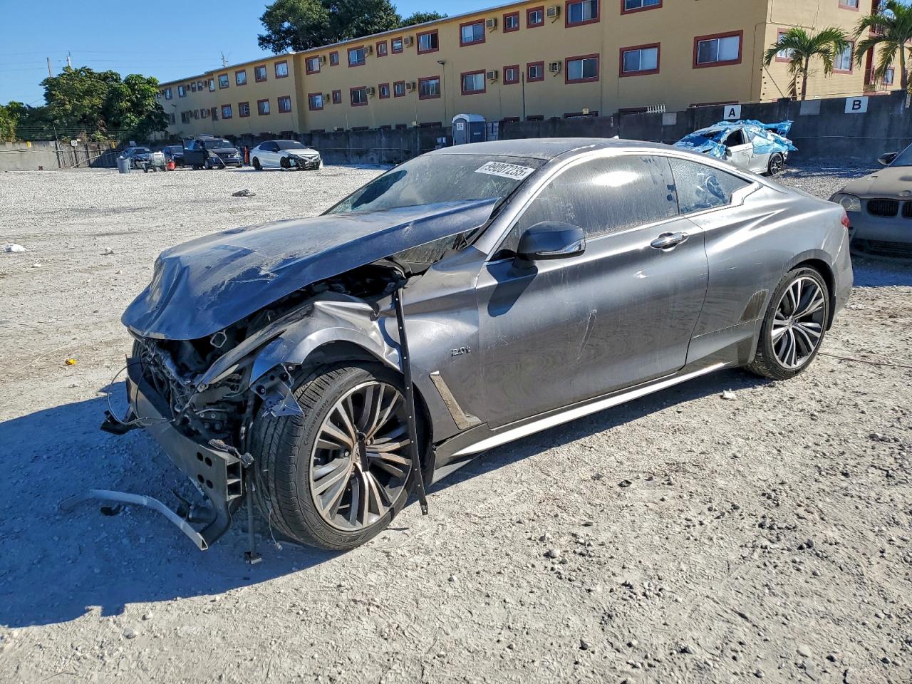 2017 INFINITI Q60