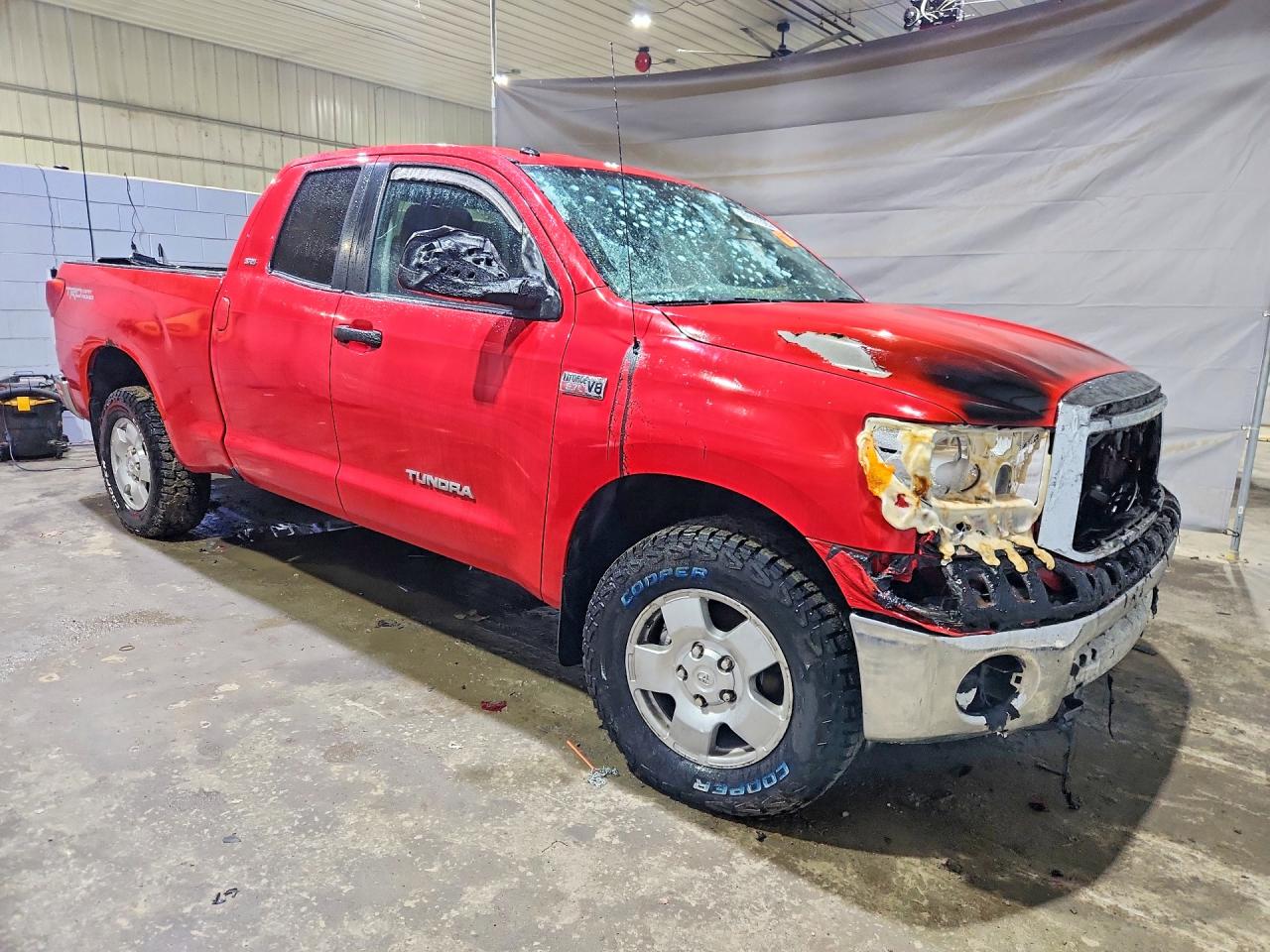 2013 TOYOTA TUNDRA