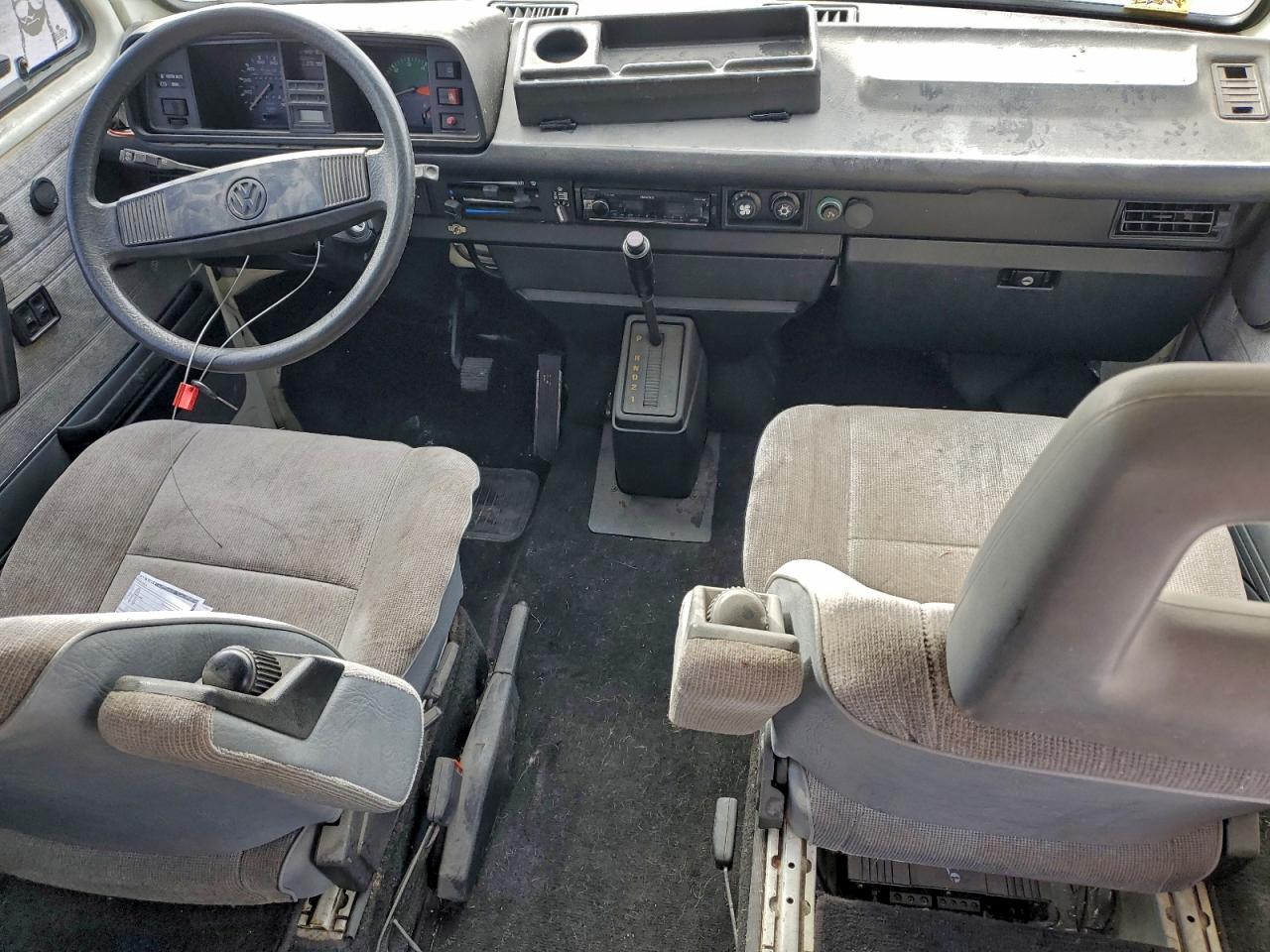 1990 VOLKSWAGEN MINIVAN