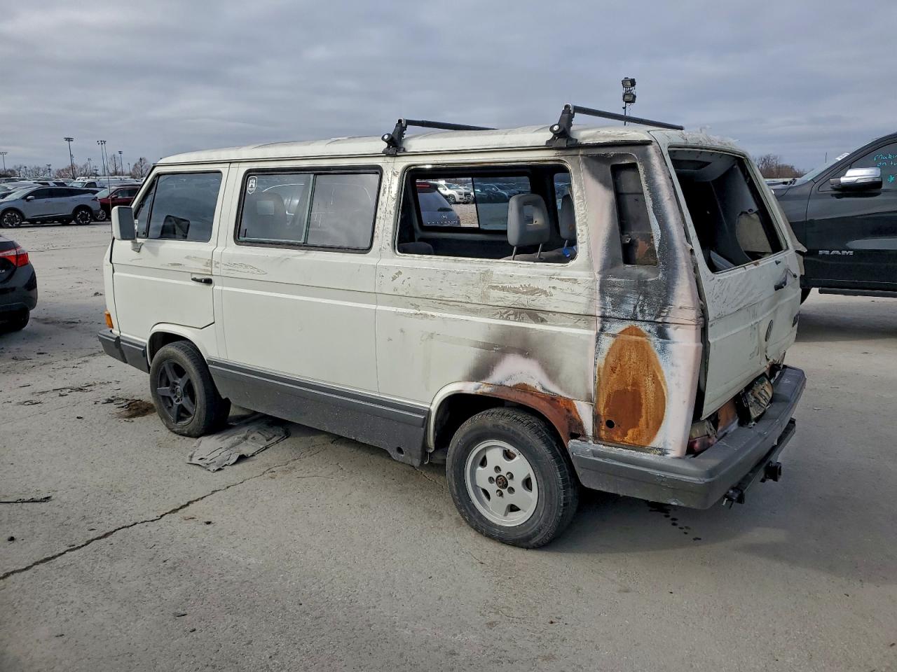 1990 VOLKSWAGEN MINIVAN