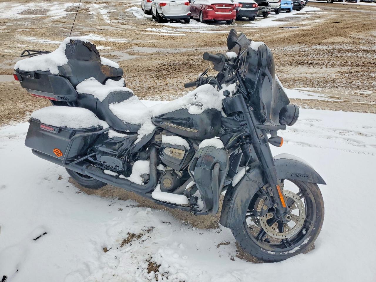 2020 HARLEY DAVIDSON FL