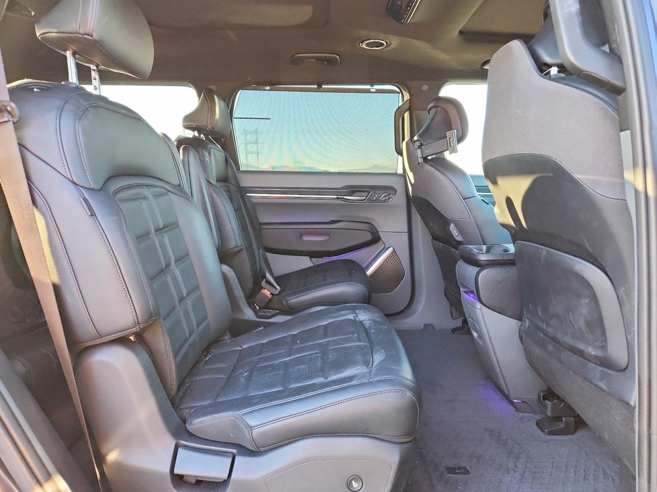 2026 KIA EV9 LAND