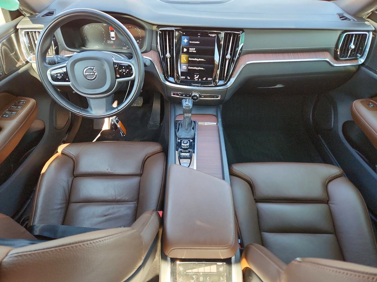 2021 VOLVO S60