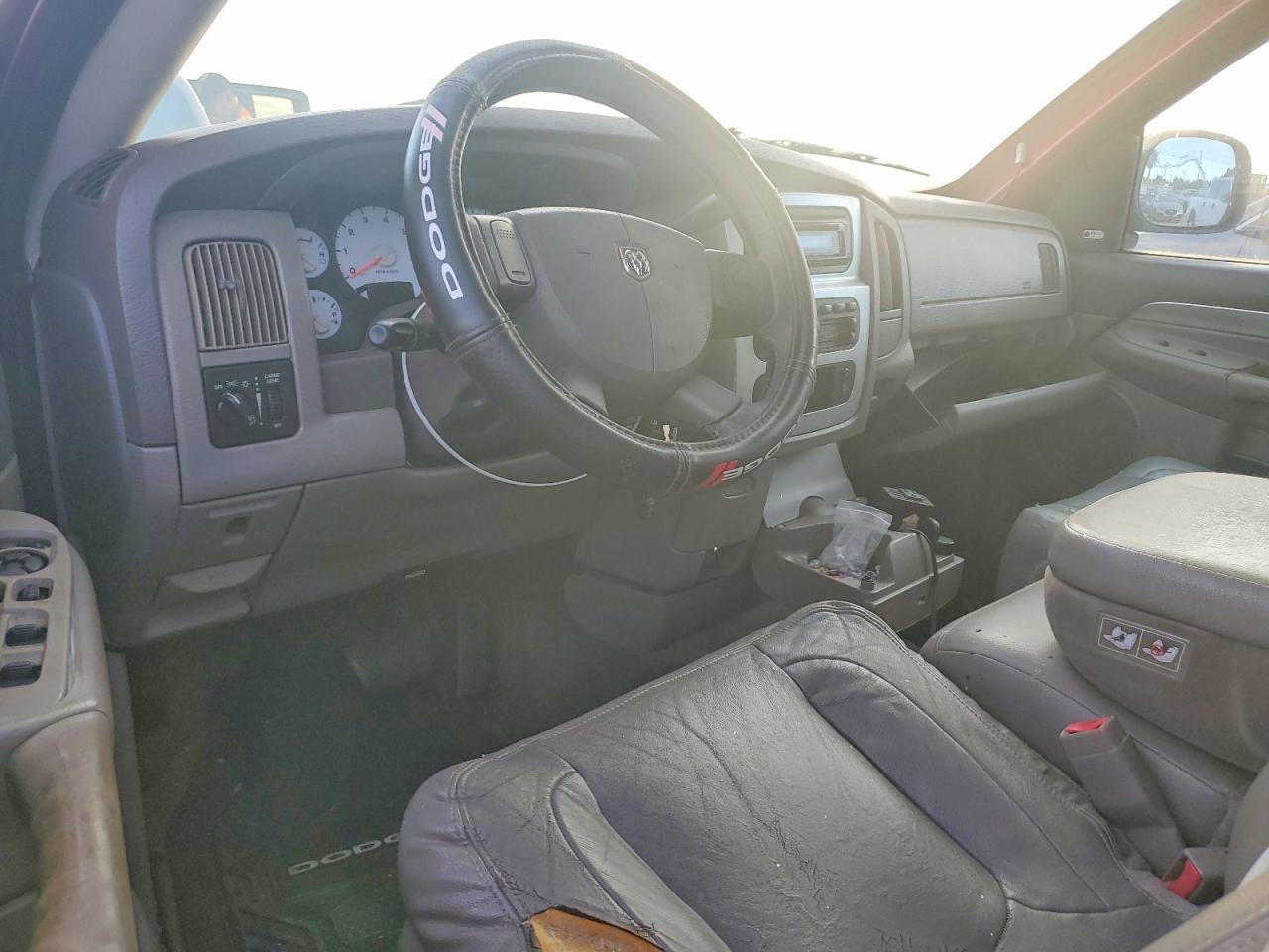 2004 DODGE RAM 1500