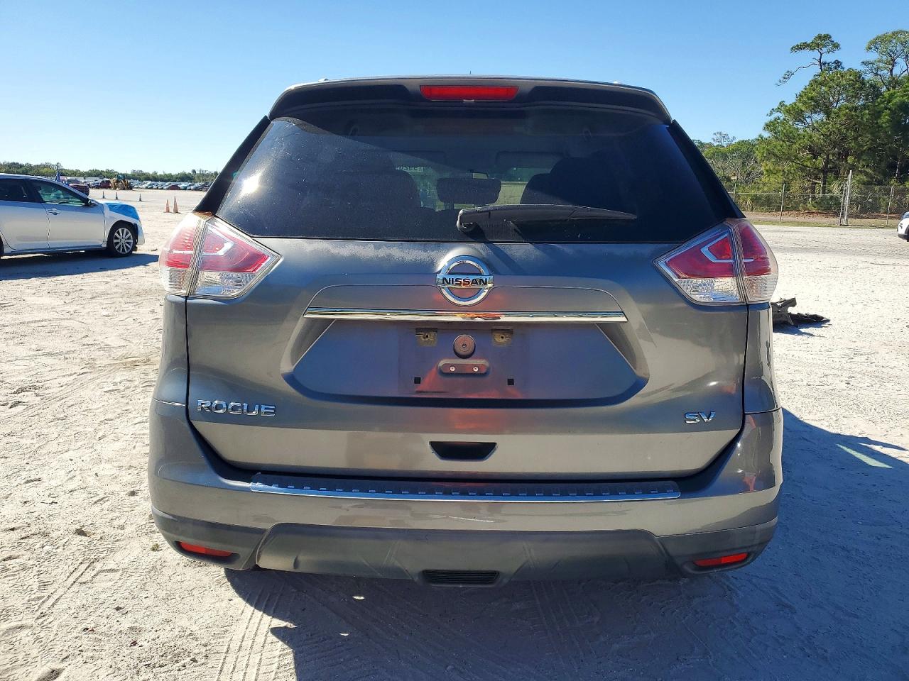 2016 NISSAN ROGUE