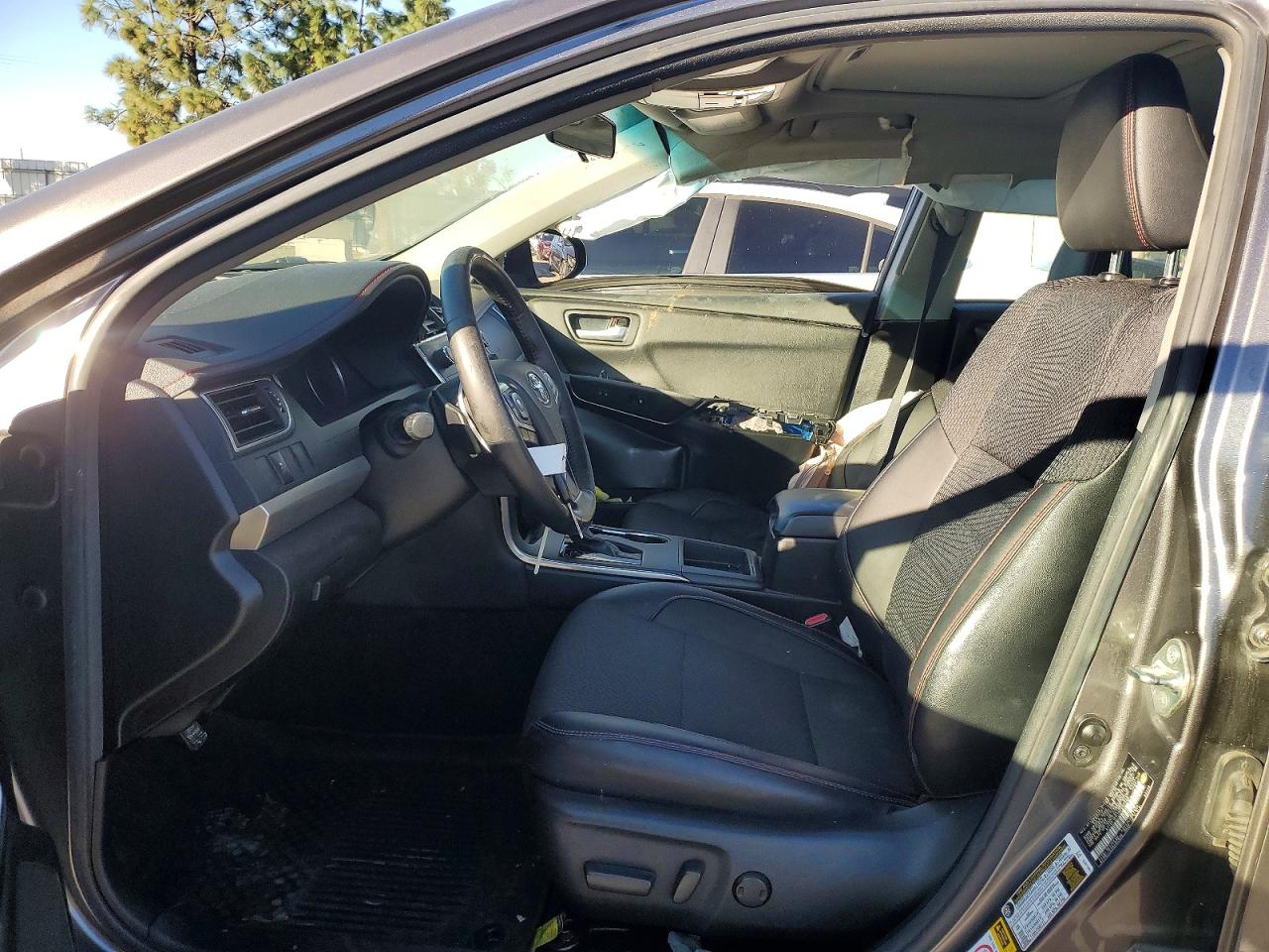 2017 TOYOTA CAMRY