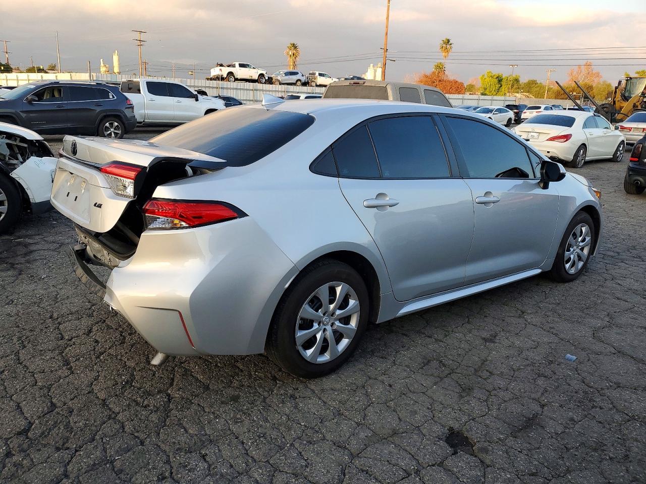 2024 TOYOTA COROLLA