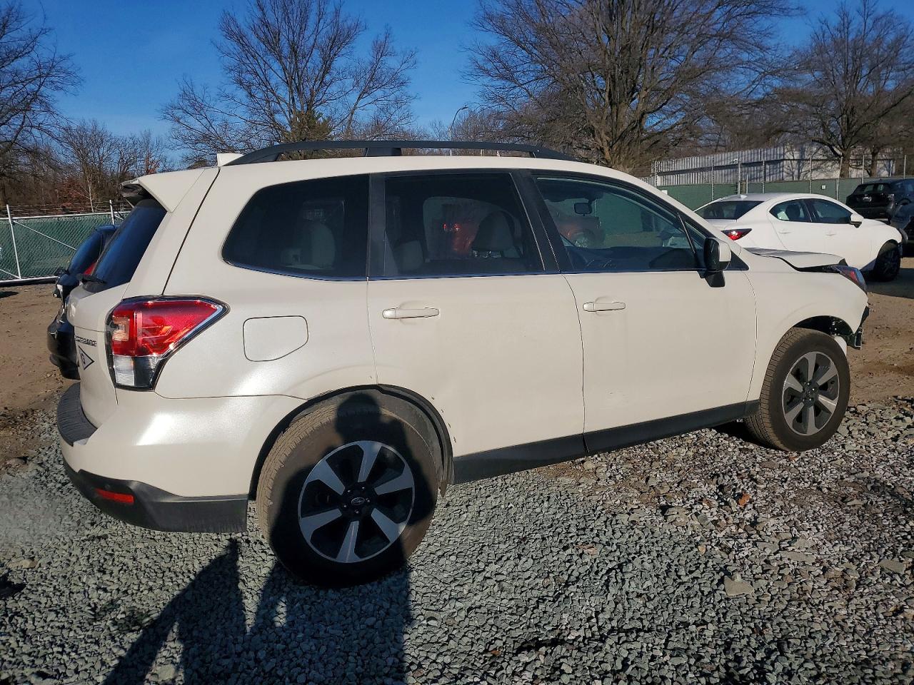 2018 SUBARU FORESTER