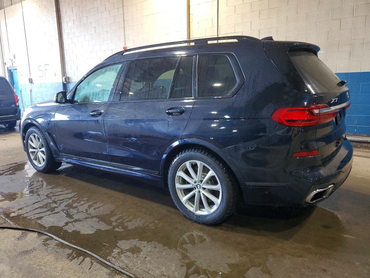 2019 BMW X7