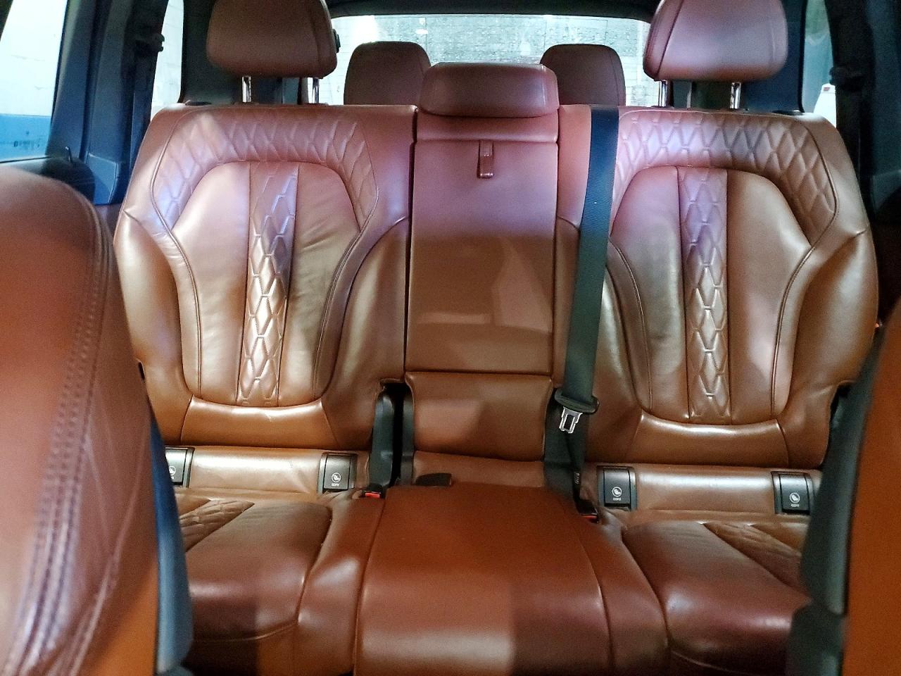 2019 BMW X7