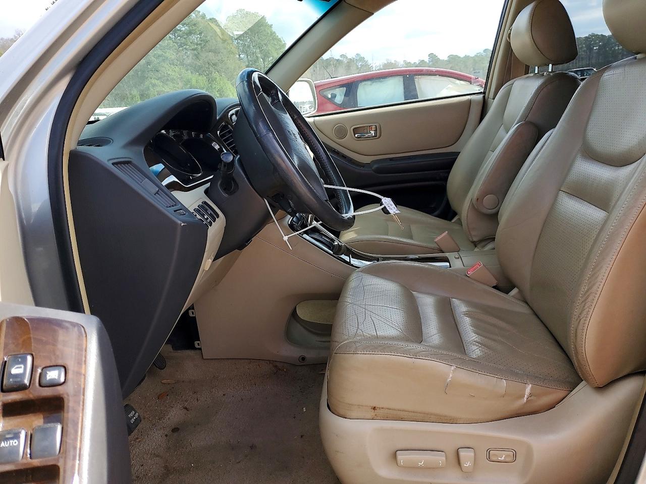 2002 TOYOTA HIGHLANDER
