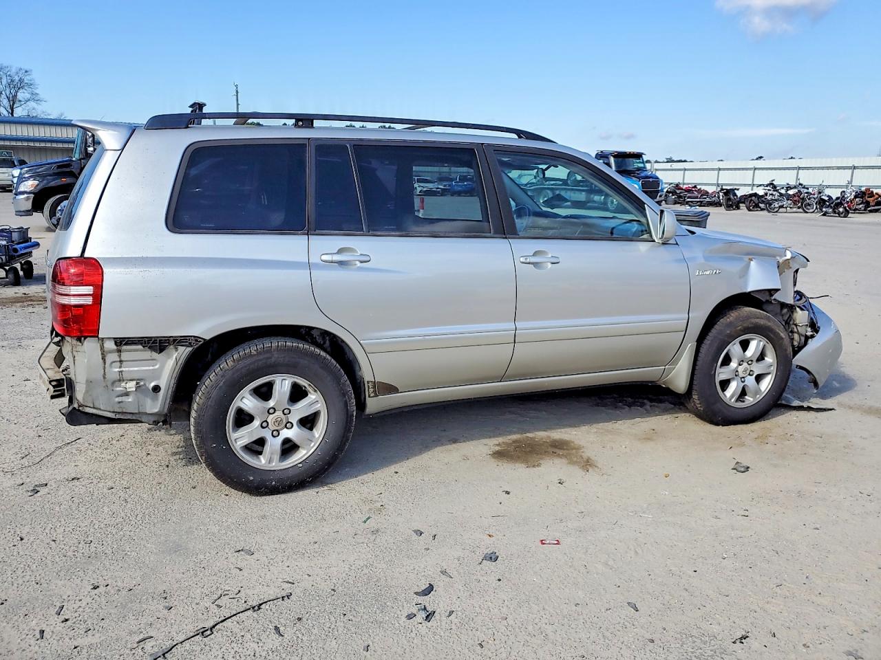 2002 TOYOTA HIGHLANDER