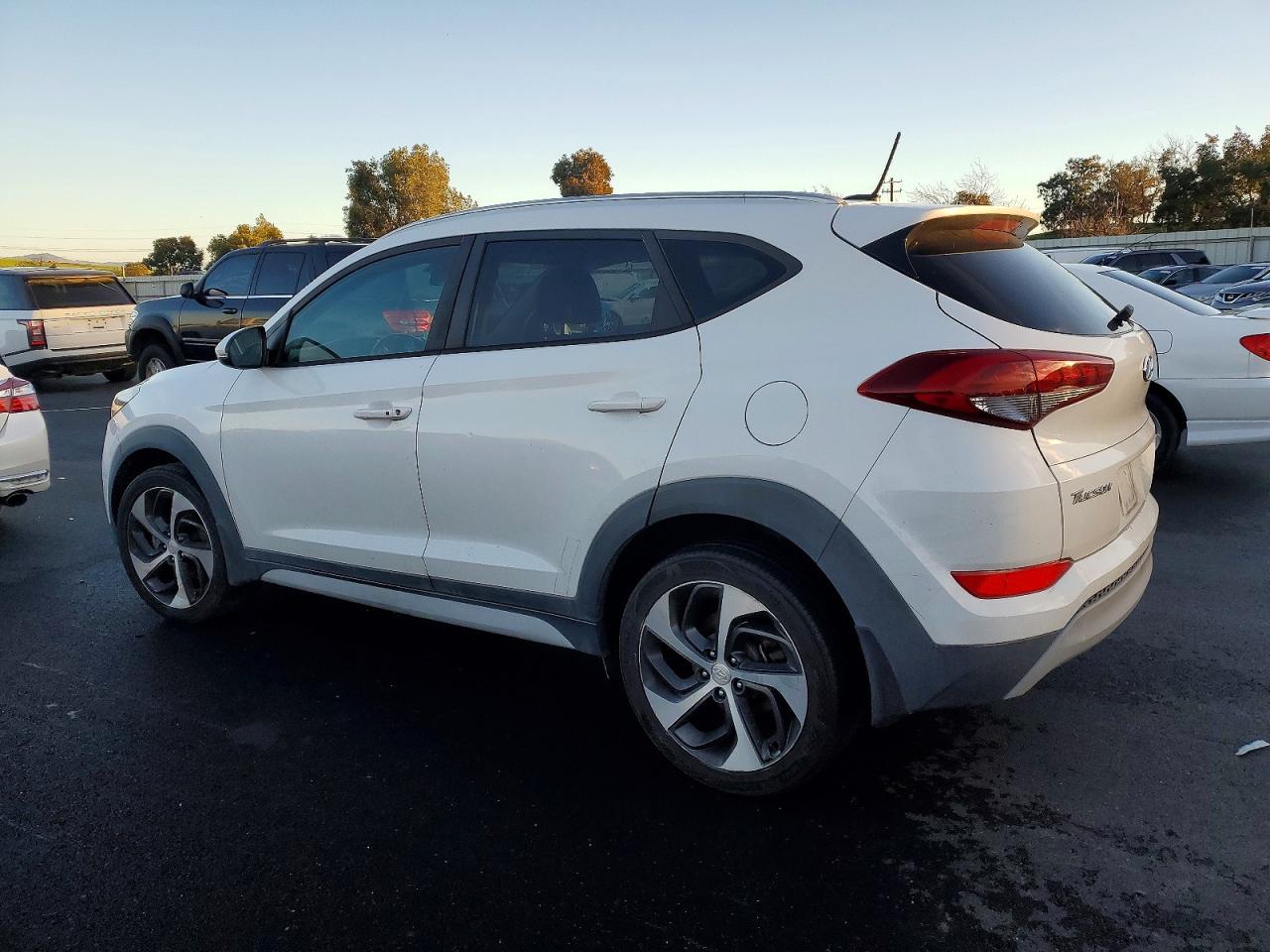 2017 HYUNDAI TUCSON